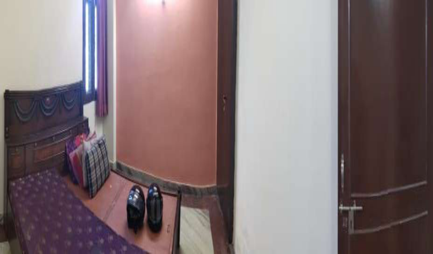 Builder Floor Apartment 