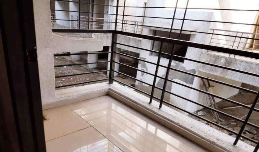 Flat / Apartment