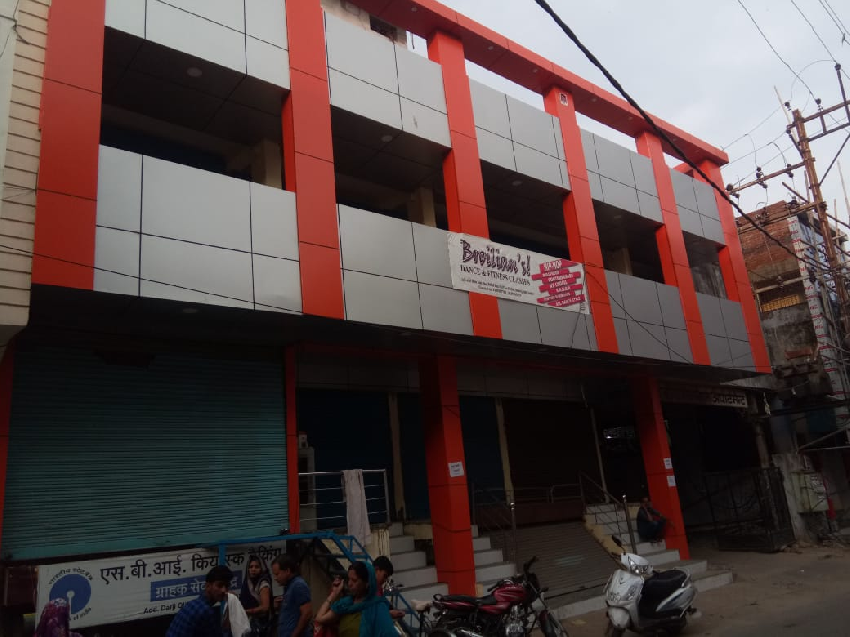 Commercial Shops