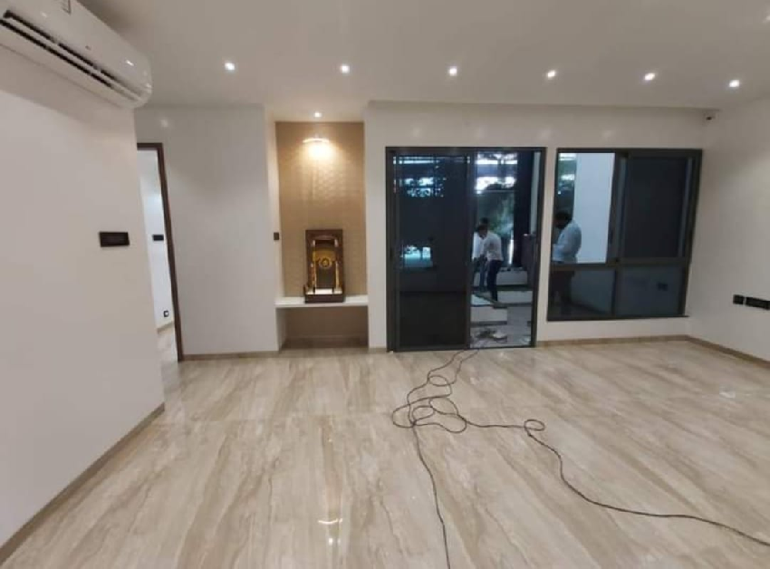 Flat / Apartment