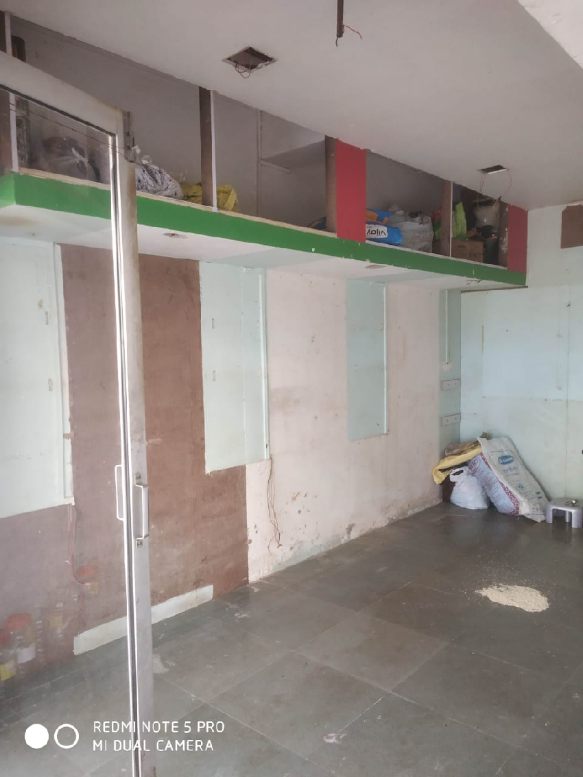 Commercial Shops