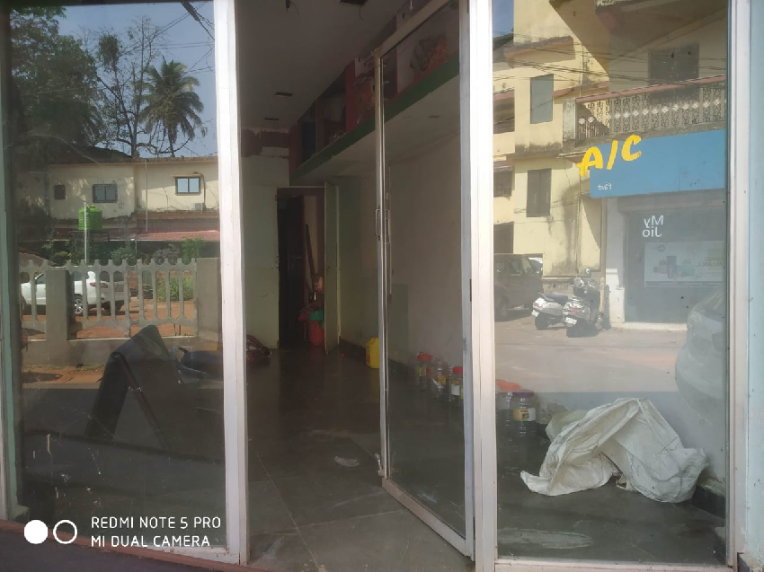 Commercial Shops