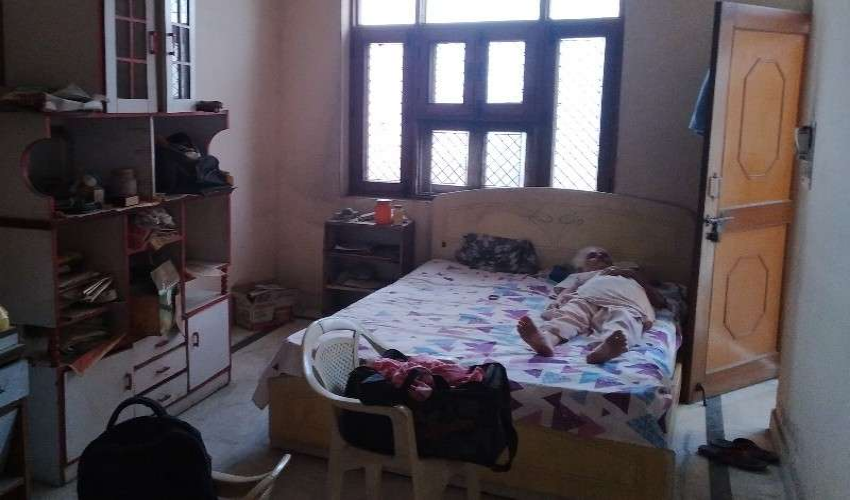 Builder Floor Apartment 